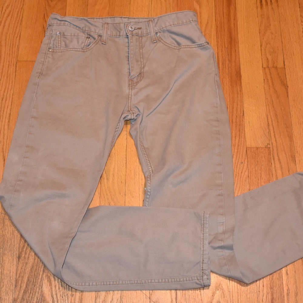 Levi’s khakis 31x32 N. 508